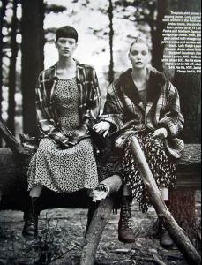 nadja_VOGUE_USA_December_1992_GRUNGE_AND_GLORY_byStevenMeisel_radolgc.jpg