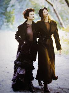 nadja_VOGUE_USA_November_1993_PLAYING_ROUGH_byarthurelgort_radolgc2.jpg