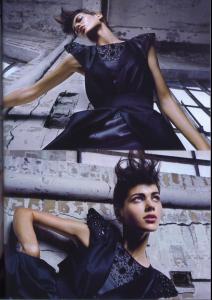 sheila_Flair_IT_nov_08_ChicExtremo_byJonas_Akerlund_tfs__atelier8.jpg