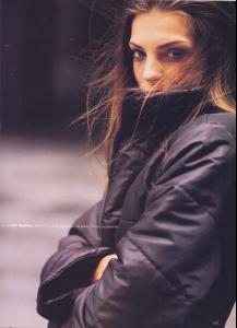 daria_FW_1999_Holt_Renfrew_catalog_tfs__hfgl8.jpg