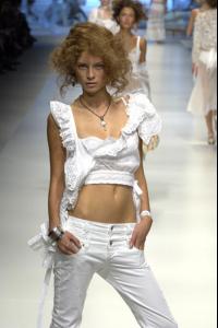 luca_D___G_Spring_2006_Ready_to_Wear4.jpg