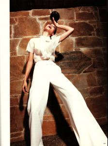 sheila_Vogue_GER_dec_08_The_Big_Easy_by_Paola_Kudacki_tfs__helligirl4.jpg