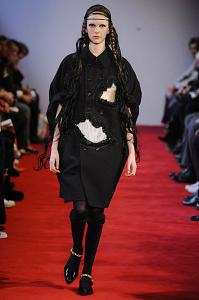 kate_Comme_de_Garcons_fw_08.jpg