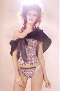 cintia_Etam_Catalogue_Noel_2008_tfs__jey47key4.jpg