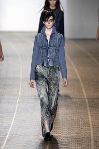 sarra_Issey_Miyake_spring_07.jpg