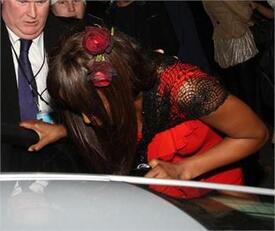 Naomi_Campbell_partied_in_Movida_Club_London_09.jpg