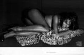 th_001_achAT_Naomi_Campbell_2008-12_vor-08.jpg