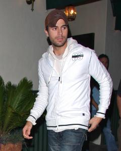 post-13213-1257896242_thumb.jpg
