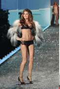 th_1b90dd56970386.gif