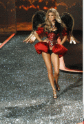 th_43d01f56955159.gif