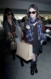 rachel_bilson_at_the_grove_tikipeter_celebritycity_025.jpg