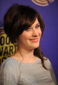 th_zooey-deschanel-woodie-003.jpg