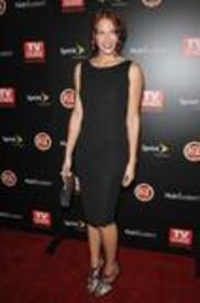 th_celebrity-paradise.com-The_Elder-Amanda_Righetti_2009-11-10_-_TV_Guide_Magazines_HOT_LIST_Party_in_LA_147.jpg