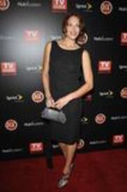 th_celebrity-paradise.com-The_Elder-Amanda_Righetti_2009-11-10_-_TV_Guide_Magazines_HOT_LIST_Party_in_LA_528.jpg