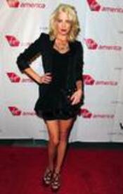 th_Celebutopia-Amber_Heard-Virgin_America_Los_Angeles_to_Fort_Lauderdale_launch_party-01.jpg