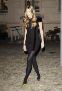 th_fe414555919417.gif
