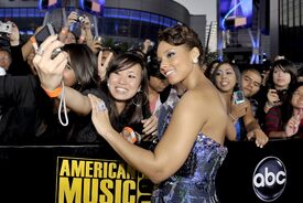 Alicia_Keys_2009_American_Music_Awards-ADDS_LA_221109_149.jpg