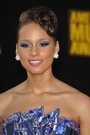 Alicia_Keys_2009_American_Music_Awards_LA_221109_006.jpg