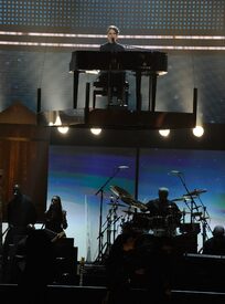 Alicia_Keys_2009_American_Music_Awards-OnStage_LA_221109_011.jpg