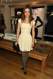 RachelBilson_Amber_Valletta_for_Monrow_launch_01.jpg