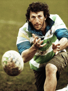 th_5c415755277608.gif