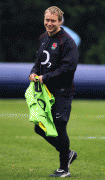 th_2596d956637451.gif