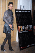 th_4f2d7256396536.gif