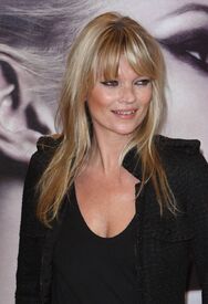 03979_Kate_Moss_Vintage_Muse_Fragrance_Signing_J.jpg
