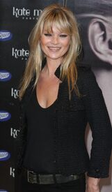 04092_Kate_Moss_Vintage_Muse_Fragrance_Signing_J.jpg