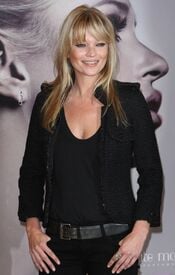 04069_Kate_Moss_Vintage_Muse_Fragrance_Signing_J.jpg