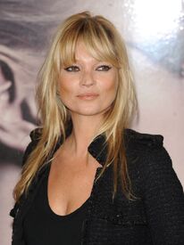 15317_Kate_Moss_Vintage_Muse_Fragrance_Signing_J.jpg