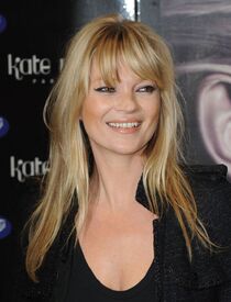 15348_Kate_Moss_Vintage_Muse_Fragrance_Signing_J.jpg