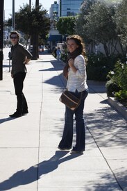 39801_Preppie_Jennifer_Love_out_in_Los_Angeles_3.jpg