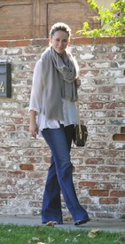 50963_Preppie_Jennifer_Love_Hewitt_out_in_Toluca.jpg
