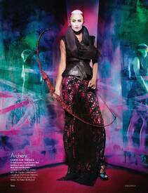 septimiu29_IekelieneStange_VogueIndia_Oct20107.jpg