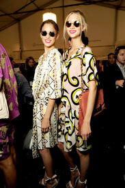 diane_von_furstenberg___backstage_494230440_320x480.jpg