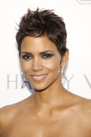 HalleBerry__CourtOfJewelsRecreation__launch_12.jpg