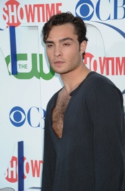 celebrity_paradise_com_Anna_EdWestwick_CBSSummerPressTourPartyinBeverlyHills_2010_07_282.jpg