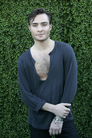 celebrity_paradise_com_Anna_EdWestwick_CBSSummerPressTourPartyinBeverlyHills_2010_07_288.jpg