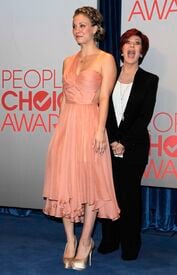 CU-Kaley Cuoco-2012 People Choice Nominations-02.jpg