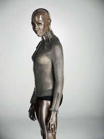 Naomi Campbell Soon International Photoshoot 2011_05.jpg