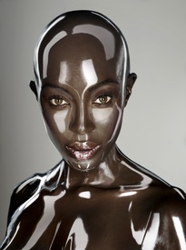 Naomi Campbell Soon International Photoshoot 2011_06.jpg