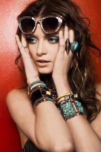 LOOL+ss2013+Lais+Oliveira+3.jpg