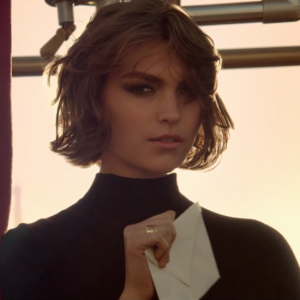 Arizona-Muses-Louis-Vuitton-Art-Travel-Campaign.png