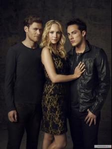 kinopoisk.ru-Vampire-Diaries_2C-The-1986700.jpg