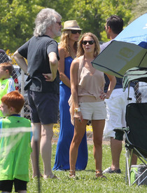 4Brandi_Glanville_Blue_Outfit_Soccer_Game_Los_Angeles_CA_05062012_4.jpg