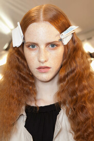 Viktor_Rolf_Spring_2013_Backstage_ITlt_QHu_Kh_VSx.jpg