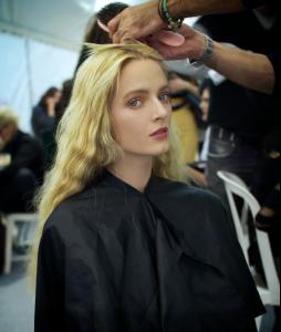 Viktor_Rolf_SS_13_BS.jpg