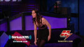 th_WhitneyCummings_HowardSternShowhd1080p.avi_snapshot_00.15_2012.11.16_19.38.25.jpg