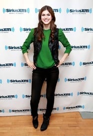 Alexandra_Daddario_Sirius_XMStudio_NYC_121012_001.jpg